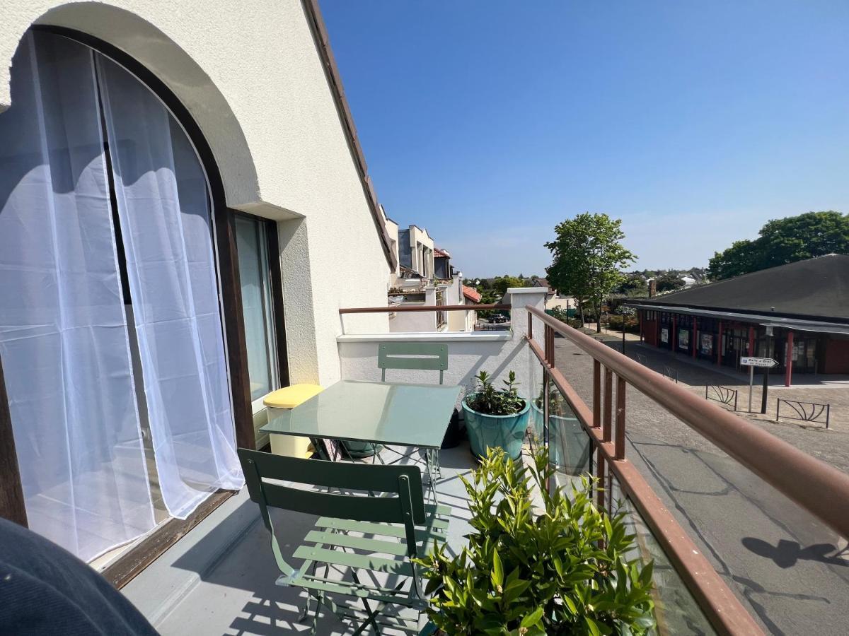 Cosysmartstudio Montigny-le-Bretonneux Buitenkant foto